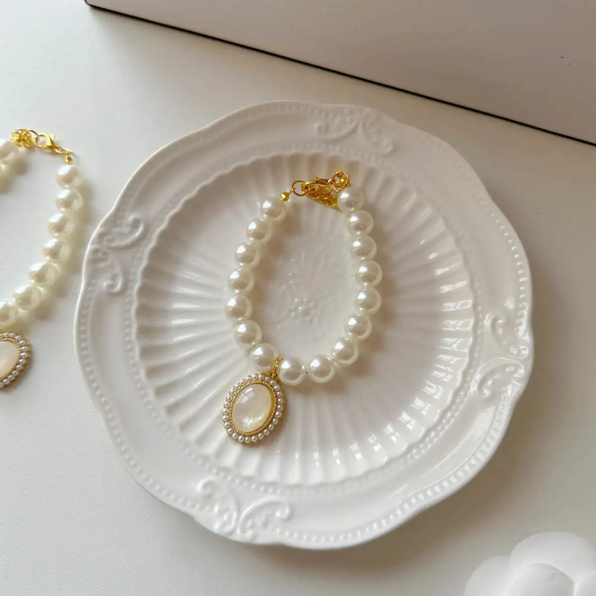 Vintage Heart Pearl Necklace for Pets
