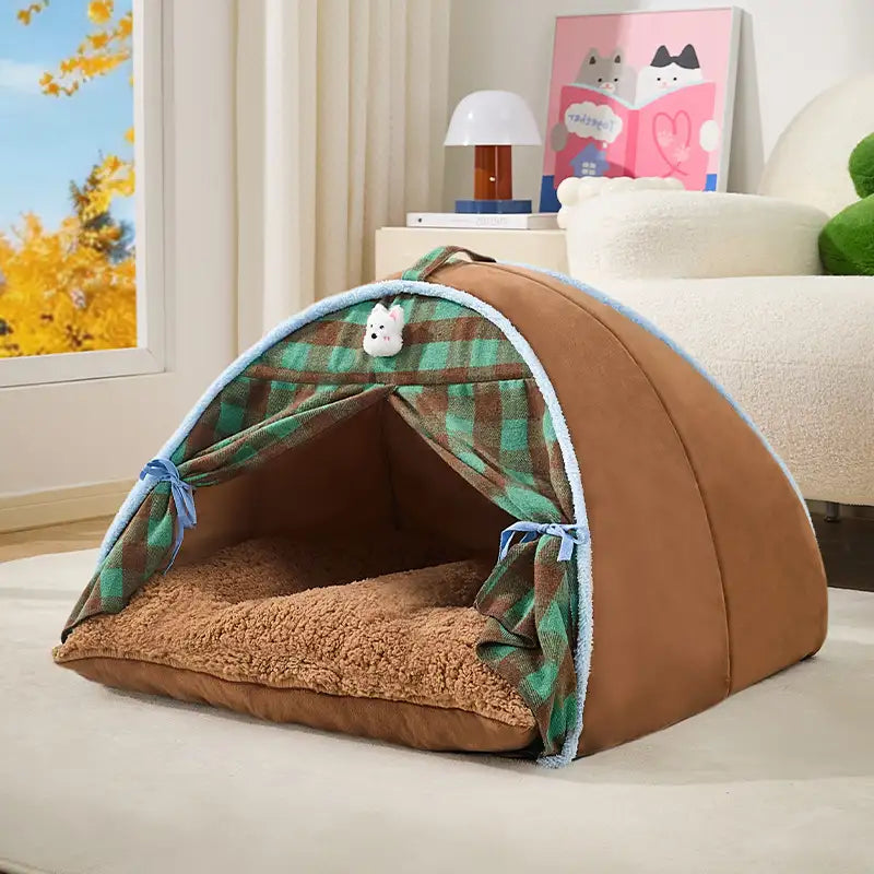 Arch-Supported Plush Pet House