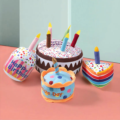 Plüschtier für Hunde in Geburtstagskuchenform mit Quietscher