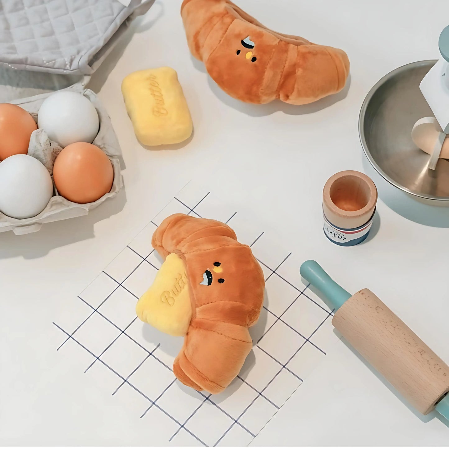 Croissant Food Hiding Interactive Dog Toy
