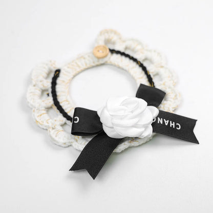 Modische Bandana-Lätzchen für Katzen und Hunde