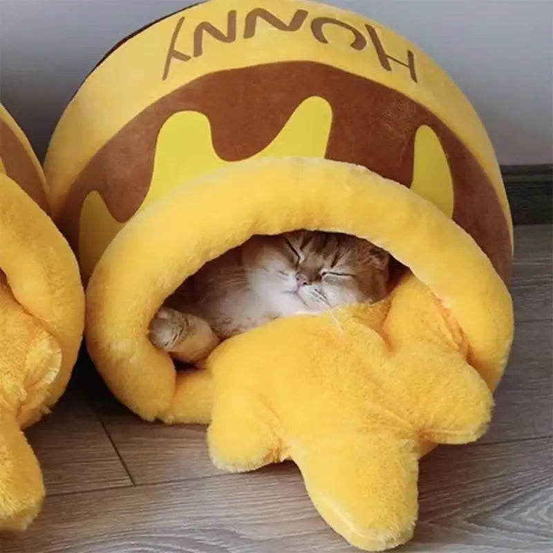 Honey Pot-Shaped Pet House