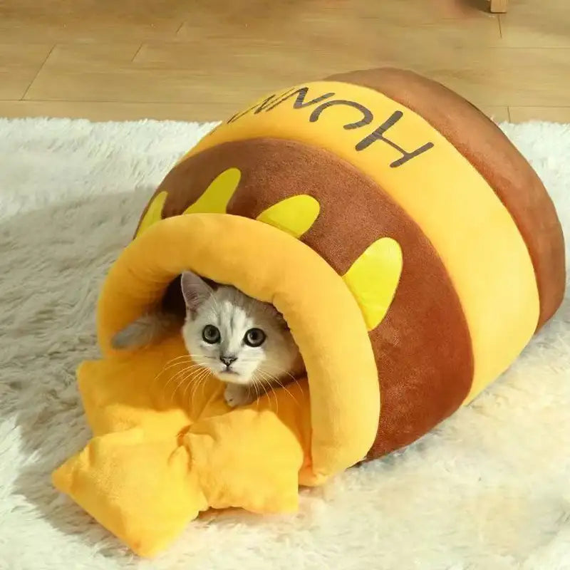 Honey Pot-Shaped Pet House