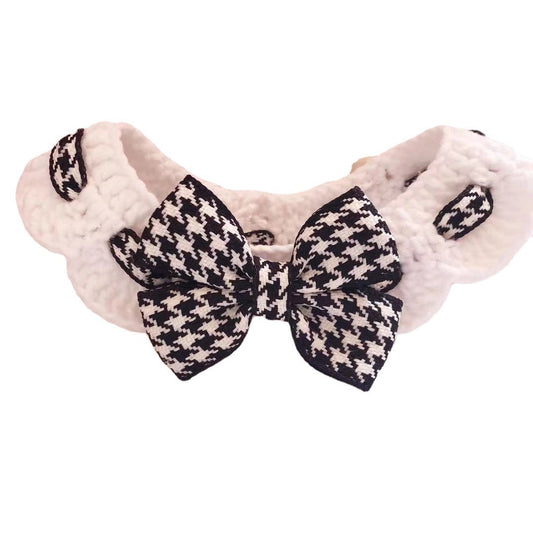 Gestrickter Haustierschal für Katzen und Hunde