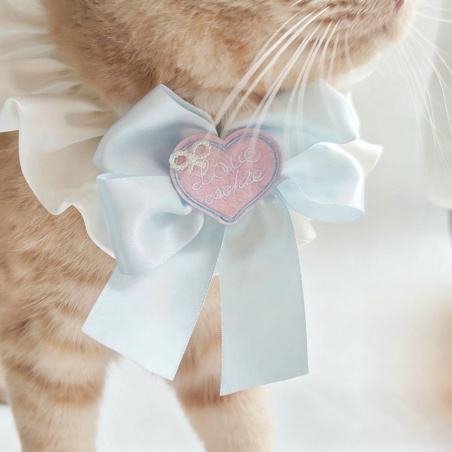 Elegant Pearl Bow Pet Bib