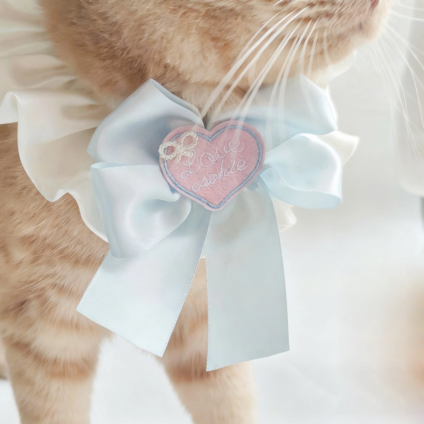 Elegant Pearl Bow Pet Bib