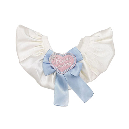 Elegantes Lätzchen mit Perlenschleife für Haustiere