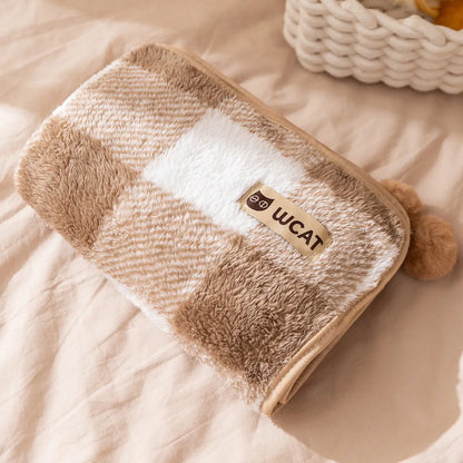 Dicke Plüsch-Haustierdecke