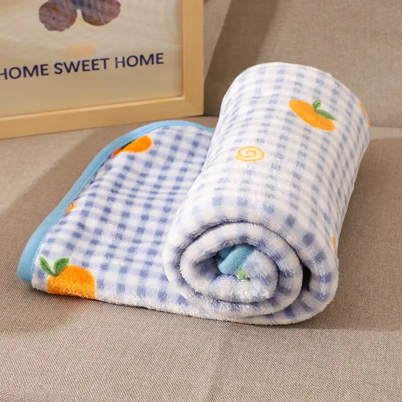 Soft Pet Blanket – Lightweight, Cozy, Washable Throw for Dogs & Cats