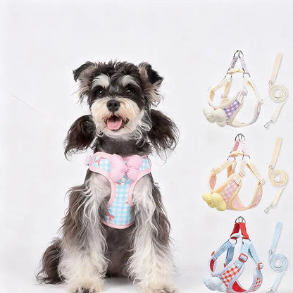 Hübsches Brustgeschirr im Schmetterlingsstil für Hunde